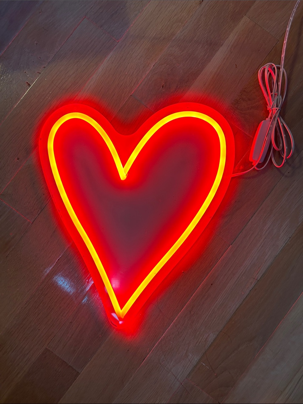 Red Neon Heart Wall Light - Decorative LED Heart Sign new
